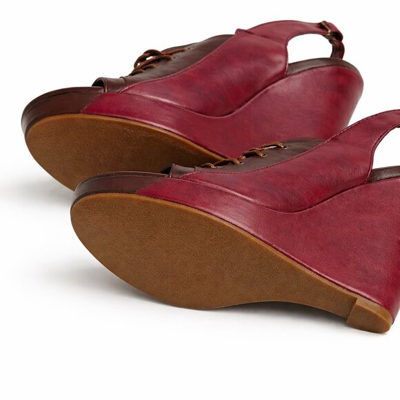 Shoes - Picture 3 of 7